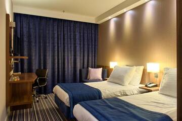 Фото номера Стандартный двухместный номер с 2 отдельными кроватями Отель Ibis Styles Walbrzych г. Валбжих 9